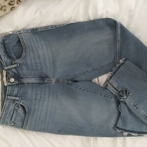 😍EUC👖Levi's 721 High Rise Skinny Blue Jeans w/bows Ankle Length. Frayed Hem.